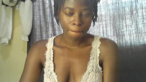 Snapshot of cute_sonny chatting on 07-23-26, 05:49 cute_sonny online show from 07-23-26, 05:49