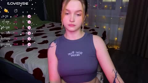 Snapshot of cute_summer_breathe chatting on 01-29-25, 03:58 Sue online show from 01-29-25, 03:58