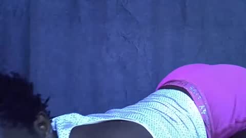 Snapshot of cute_tamara1 chatting on 09-11-25, 06:46 cute_tamara1 online show from 09-11-25, 06:46