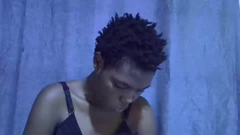 Snapshot of cute_tamara1 chatting on 09-17-25, 10:22 cute_tamara1 online show from 09-17-25, 10:22