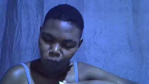 Snapshot of cute_tamara1 chatting on 10-14-25, 07:20 cute_tamara1 online show from 10-14-25, 07:20