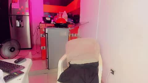 Andrea online show from 03-17-26, 05:33