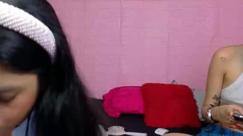 Snapshot of cuteantonella18 chatting on 12-14-25, 01:16 Tip us ask our names online show from 12-14-25, 01:16
