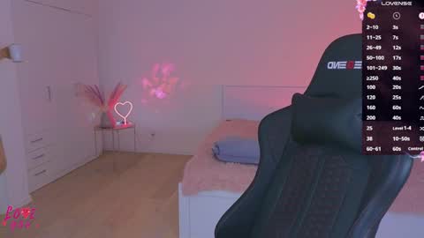 Ariel online show from 03-25-26, 06:03