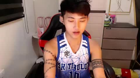 Steph online show from 04-10-26, 07:07
