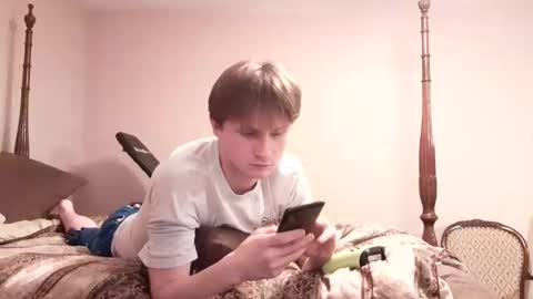 Snapshot of cuteboii29 chatting on 02-19-25, 02:55 cuteboii29 online show from 02-19-25, 02:55