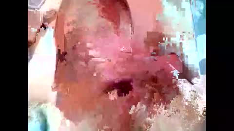 Snapshot of cutechey06 chatting on 11-15-25, 11:29 Sky online show from 11-15-25, 11:29