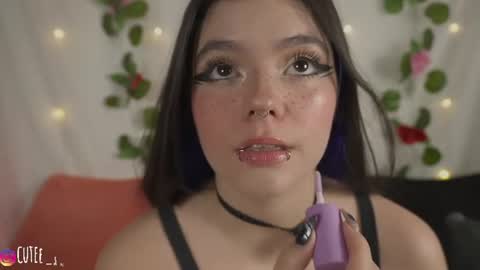 Snapshot of cutee_andrea chatting on 07-29-26, 02:10 Andrea 3 online show from 07-29-26, 02:10