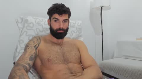 Snapshot of cuteeboy chatting on 02-04-25, 03:36 cuteeboy online show from 02-04-25, 03:36