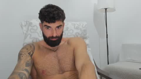 Snapshot of cuteeboy chatting on 02-06-25, 08:13 cuteeboy online show from 02-06-25, 08:13