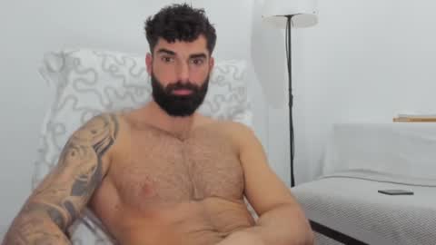 Snapshot of cuteeboy chatting on 02-10-25, 02:16 cuteeboy online show from 02-10-25, 02:16