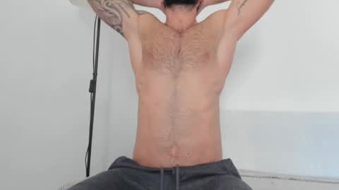 Snapshot of cuteeboy chatting on 02-20-25, 09:22 cuteeboy online show from 02-20-25, 09:22