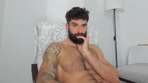 Snapshot of cuteeboy chatting on 02-22-25, 08:07 cuteeboy online show from 02-22-25, 08:07
