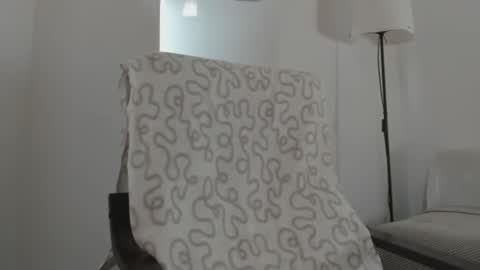 Snapshot of cuteeboy chatting on 03-05-25, 06:33 cuteeboy online show from 03-05-25, 06:33