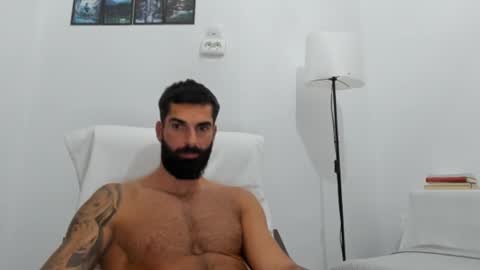 Snapshot of cuteeboy chatting on 09-29-25, 07:30 cuteeboy online show from 09-29-25, 07:30