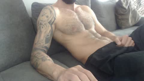 cuteeboy online show from 04-20-26, 06:05