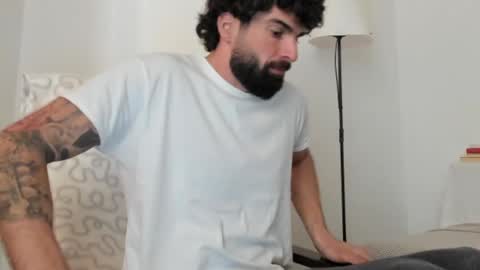 cuteeboy online show from 04-23-26, 12:29