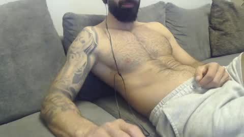 cuteeboy online show from 04-26-26, 06:27