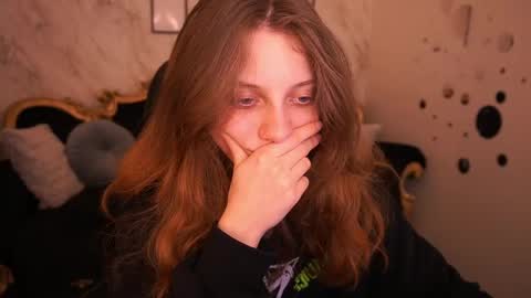 Foxy online show from 05-13-26, 12:35