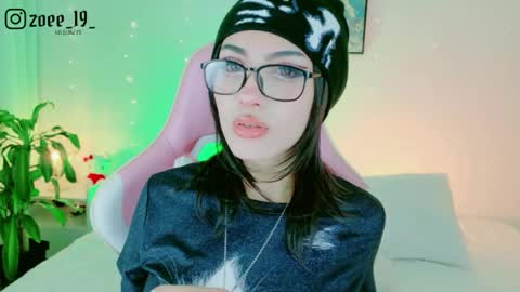 Zoe  online show from 05-01-26, 04:06