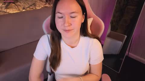 Snapshot of cuteglory chatting on 02-25-26, 01:59 cuteglory online show from 02-25-26, 01:59