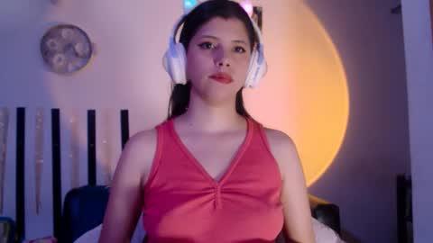 Snapshot of cutehaome chatting on 11-29-25, 08:39 haome online show from 11-29-25, 08:39