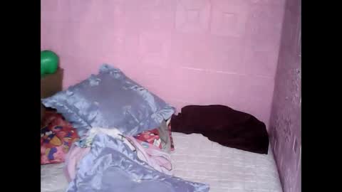 Snapshot of cutehornymom chatting on 09-20-25, 11:39 cutehornymom online show from 09-20-25, 11:39