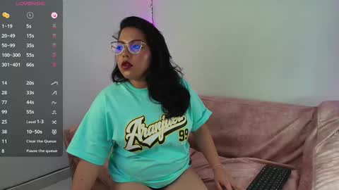 Snapshot of cutejess45 chatting on 03-03-25, 07:10 tell me jess   online show from 03-03-25, 07:10