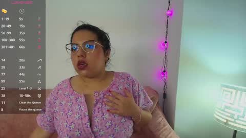 Snapshot of cutejess45 chatting on 03-10-25, 09:43 tell me jess   online show from 03-10-25, 09:43