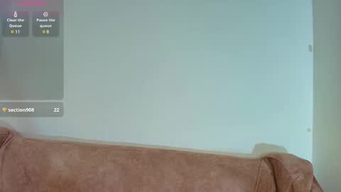 tell me jess   online show from 10-31-25, 04:24