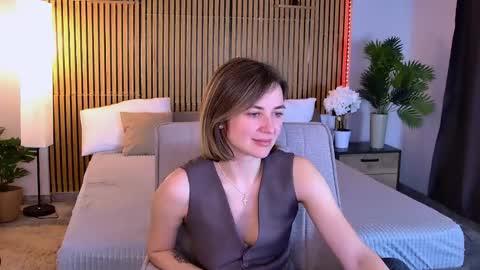 cutemirage online show from 04-30-26, 02:56