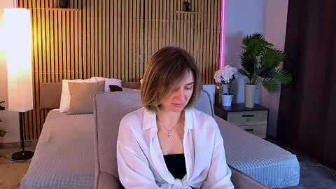Snapshot of cutemirage chatting on 05-04-26, 02:35 cutemirage online show from 05-04-26, 02:35