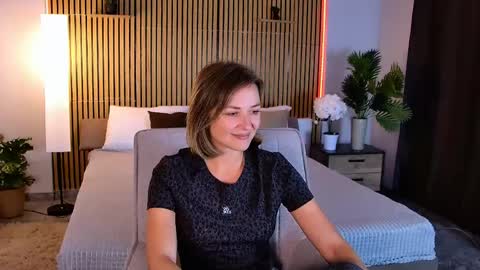 Snapshot of cutemirage chatting on 05-22-26, 02:44 cutemirage online show from 05-22-26, 02:44