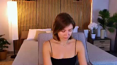 Snapshot of cutemirage chatting on 06-22-26, 02:36 cutemirage online show from 06-22-26, 02:36