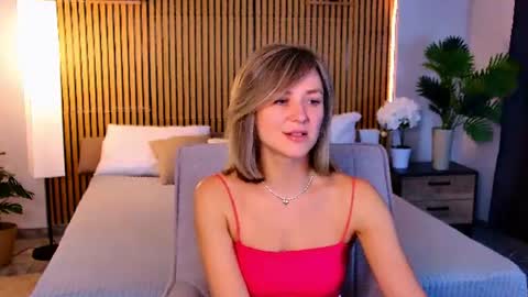 Snapshot of cutemirage chatting on 06-24-26, 02:49 cutemirage online show from 06-24-26, 02:49