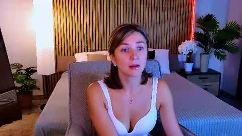 Snapshot of cutemirage chatting on 07-08-26, 02:54 cutemirage online show from 07-08-26, 02:54