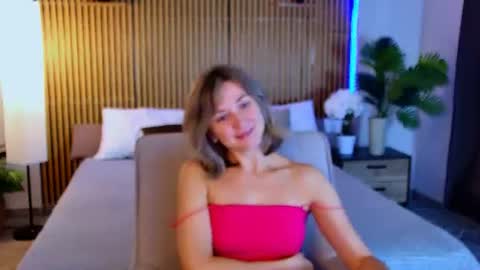 Snapshot of cutemirage chatting on 07-17-26, 02:45 cutemirage online show from 07-17-26, 02:45