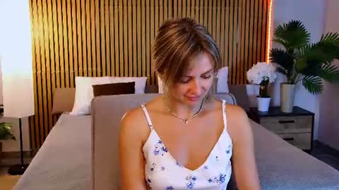Snapshot of cutemirage chatting on 07-21-26, 02:41 cutemirage online show from 07-21-26, 02:41