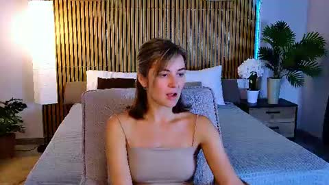 Snapshot of cutemirage chatting on 07-27-26, 02:35 cutemirage online show from 07-27-26, 02:35