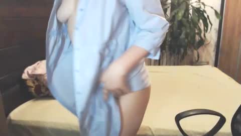 Snapshot of cutemoan chatting on 12-24-24, 10:28 Rita online show from 12-24-24, 10:28