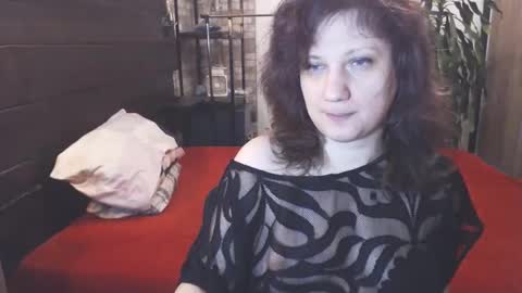 Snapshot of cutemoan chatting on 01-18-26, 09:51 Rita online show from 01-18-26, 09:51