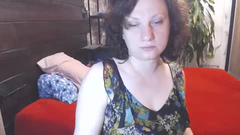 Snapshot of cutemoan chatting on 06-06-26, 09:41 Rita online show from 06-06-26, 09:41