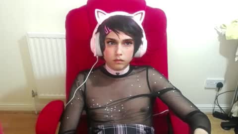 Snapshot of cutest_princess chatting on 10-02-25, 10:17 cutest_princess online show from 10-02-25, 10:17