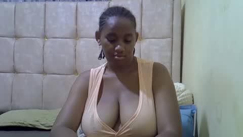 Snapshot of cutestebony1 chatting on 01-15-26, 05:12 cutestebony1 online show from 01-15-26, 05:12