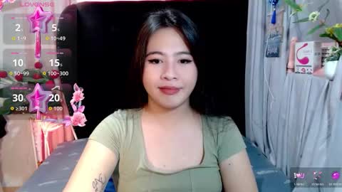 Snapshot of cutestgurl_ chatting on 12-21-25, 08:49 cute online show from 12-21-25, 08:49
