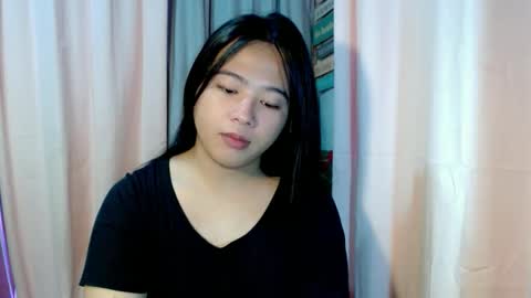 Snapshot of cutestgurl_ chatting on 01-15-26, 01:43 cute online show from 01-15-26, 01:43