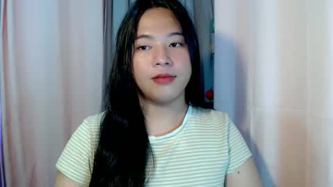Snapshot of cutestgurl_ chatting on 02-28-26, 02:45 cute online show from 02-28-26, 02:45