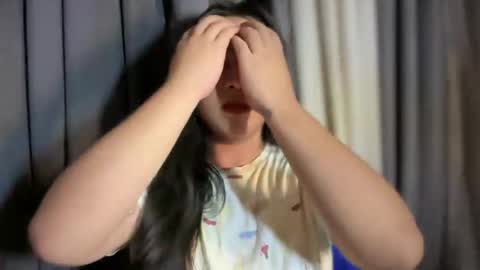 cute online show from 06-11-26, 02:53
