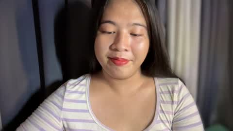 Snapshot of cutestgurl_ chatting on 07-25-26, 06:44 cute online show from 07-25-26, 06:44