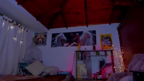 cuteweed420 online show from 02-24-25, 07:33